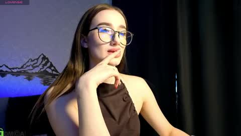 Olivia online show from April 29, 8:07 am