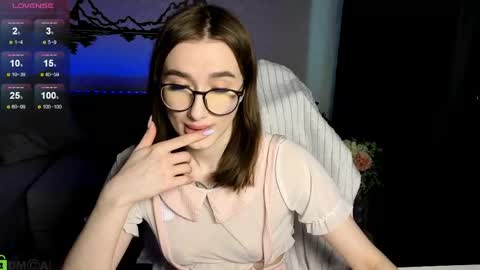 Snapshot of lady_luck18 chatting on May 16, 2:19 am Olivia online show from May 16, 2:19 am