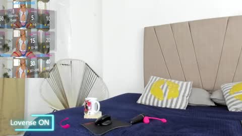 lady_miss___ online show from November 16, 1:28 pm