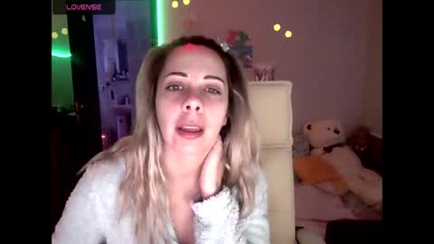 lady_smile69 online show from February 11, 4:28 am