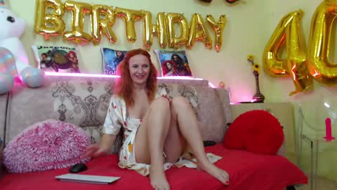 Sima Ladybigsmile online show from January 23, 8:45 pm