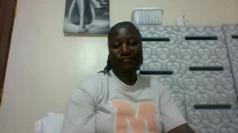 lindah32 online show from January 22, 6:41 pm