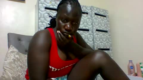 lindah32 online show from March 6, 6:48 pm