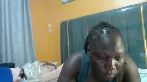 lindah32 online show from January 14, 6:35 pm