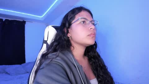  Lady  online show from February 2, 3:21 am