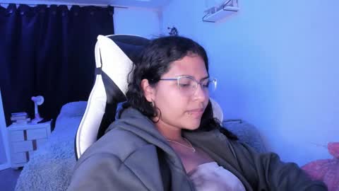  Lady  online show from February 2, 6:26 am