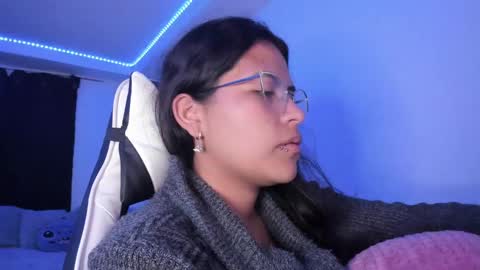  Lady  online show from February 25, 5:08 am