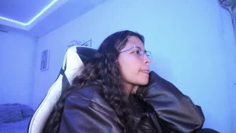  Lady  online show from February 4, 2:06 am