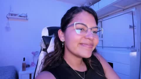  Lady  online show from May 28, 3:04 am
