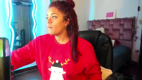 Snapshot of ladydanniela chatting on December 25, 7:57 am leidy daniela online show from December 25, 7:57 am