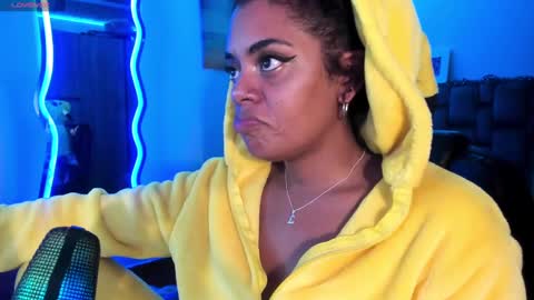 Snapshot of ladydanniela chatting on December 31, 8:04 am leidy daniela online show from December 31, 8:04 am