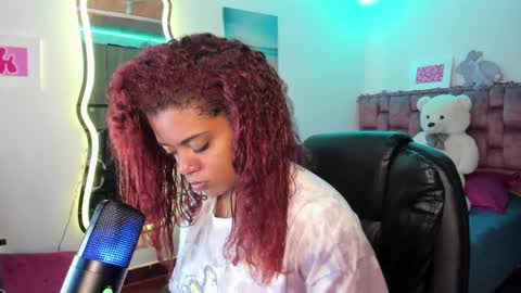 Snapshot of ladydanniela chatting on February 23, 6:49 am leidy daniela online show from February 23, 6:49 am