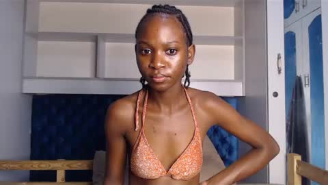 ladydiva69 online show from February 26, 12:16 am