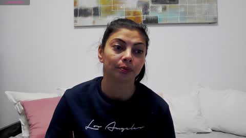 Lia online show from December 9, 4:45 am