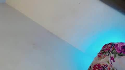 its Katniss online show from February 16, 6:54 am