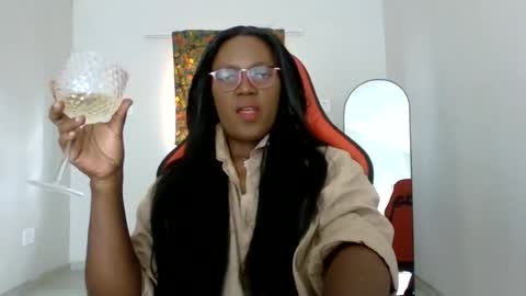 Snapshot of ladymalaika chatting on July 12, 11:34 am Malaika online show from July 12, 11:34 am