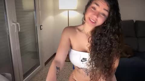 Snapshot of ladymelon13 chatting on February 23, 6:00 am ladymelon13 online show from February 23, 6:00 am