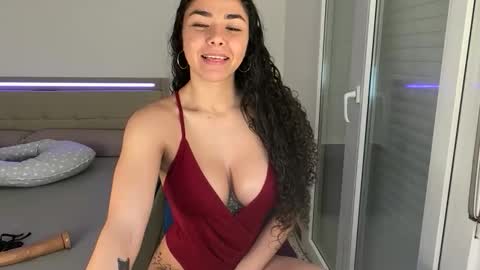 Snapshot of ladymelon13 chatting on March 12, 9:26 am ladymelon13 online show from March 12, 9:26 am