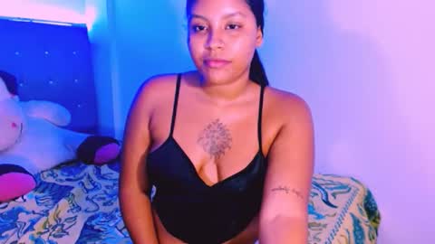 laura online show from March 12, 1:56 am