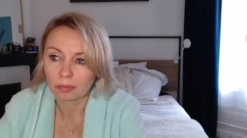 Snapshot of ladysexyx chatting on March 16, 1:15 pm ladysexyx online show from March 16, 1:15 pm