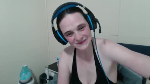 LadySlate online show from December 9, 5:18 am