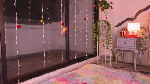 Lady  online show from November 24, 4:45 am