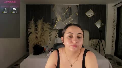 Lady  online show from January 14, 2:06 am