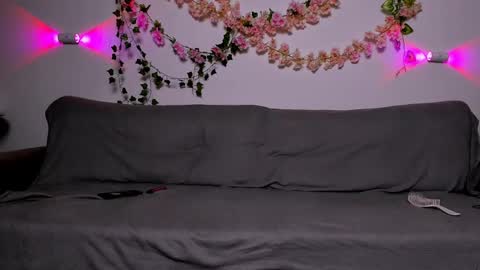 LadyTrep online show from April 11, 7:40 pm