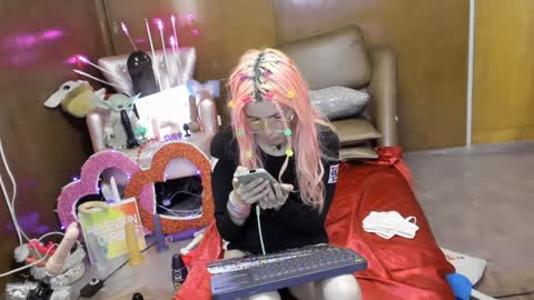 Skinnygirl online show from January 28, 1:08 am