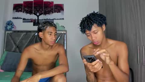 Snapshot of lagosanthos chatting on February 6, 9:29 pm LagoSantos online show from February 6, 9:29 pm