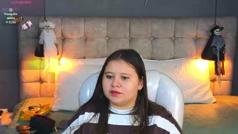    online show from October 18, 10:21 pm