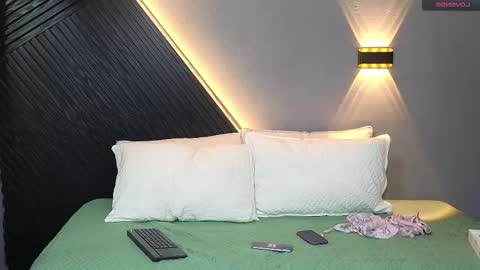    online show from February 20, 10:43 pm