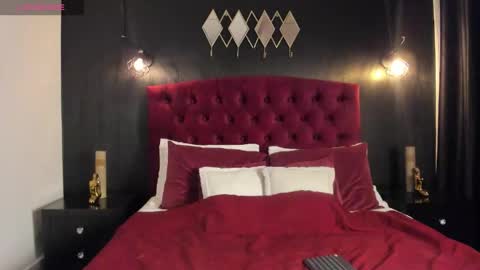 Laia  online show from November 2, 11:56 am