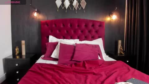 Laia  online show from November 18, 12:31 pm