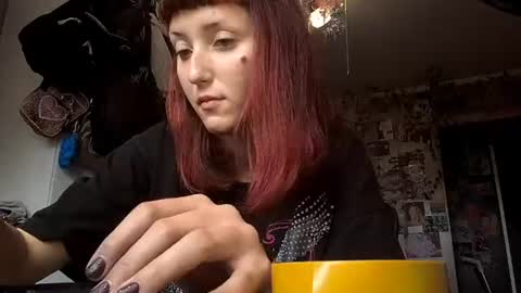 Snapshot of laicahalane chatting on July 7, 7:23 am Jenny online show from July 7, 7:23 am