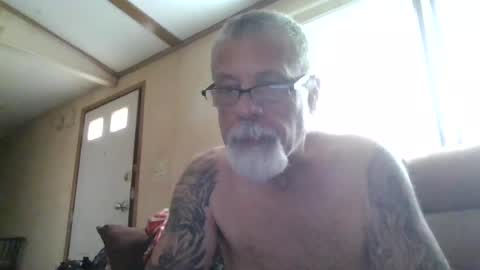 Snapshot of laidbackluxury chatting on June 12, 6:07 pm laidbackluxury online show from June 12, 6:07 pm