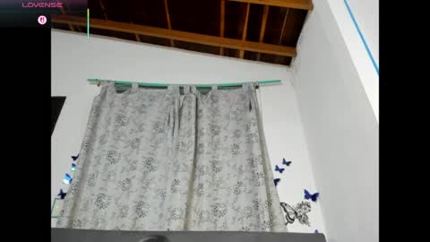 Snapshot of laila_laly chatting on April 29, 3:49 pm Leila Laly online show from April 29, 3:49 pm