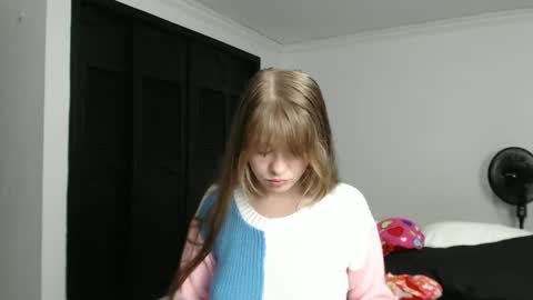 lailacuteee online show from November 11, 3:01 pm
