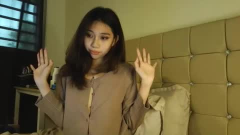lailah444 online show from May 19, 9:26 am