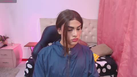 Camila online show from November 6, 4:02 am