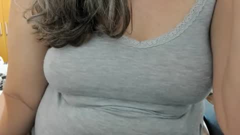 LAILA online show from November 27, 3:36 pm