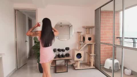 Laira online show from April 13, 8:47 pm