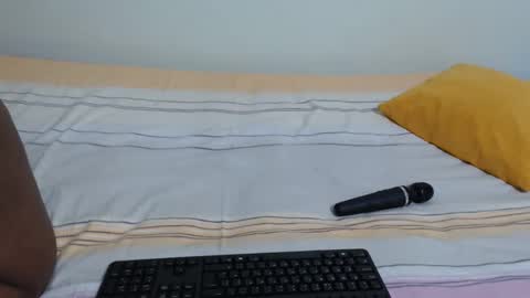 Snapshot of lakeeza chatting on September 27, 11:37 am ANNIE online show from September 27, 11:37 am