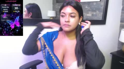 Snapshot of lakshmirani617378 chatting on January 22, 10:18 am Laskhmirani online show from January 22, 10:18 am