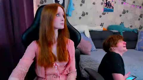 Snapshot of laksmrrr chatting on January 26, 10:34 am Lu  Alex online show from January 26, 10:34 am