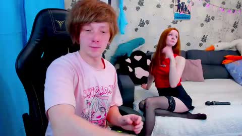Snapshot of laksmrrr chatting on March 11, 9:13 am Lu  Alex online show from March 11, 9:13 am