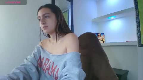 Snapshot of lala_clark chatting on October 8, 12:47 pm Lala clark online show from October 8, 12:47 pm