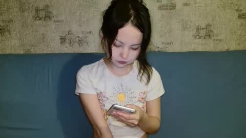 Snapshot of lalallalalaaa chatting on December 19, 4:25 pm lalallalalaaa online show from December 19, 4:25 pm