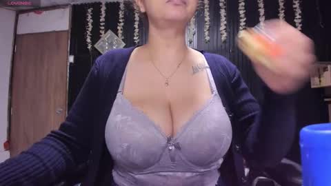 Snapshot of lalanaughty1 chatting on October 18, 10:49 am Sofi online show from October 18, 10:49 am