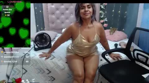 Snapshot of lalisha_96 chatting on January 5, 12:20 am lalisha online show from January 5, 12:20 am